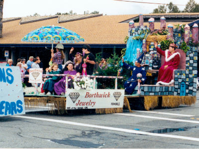 Grand Parade Float 2000